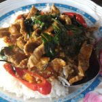 今日の昼ご飯は、ちょっと遅めにドライバーさんお勧めのレストランで。